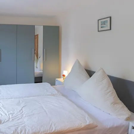 Kunstlerhaus Apartment *